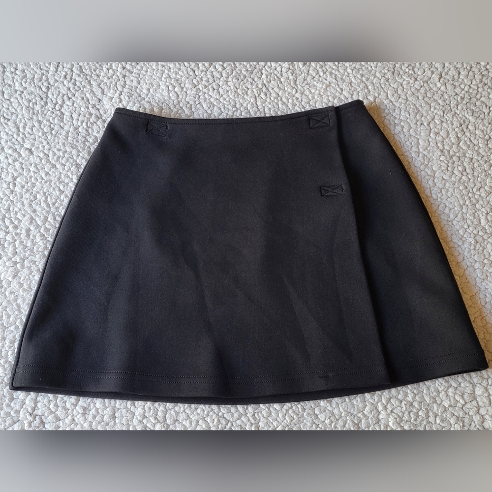 Express Vintage Black Mini Wrap Style Skirt Womens